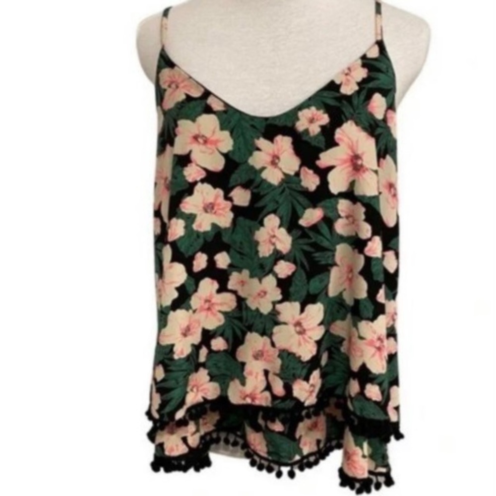 Bohemian tropical floral tiered lined camisole w pom pom fringe. Women’s size XL